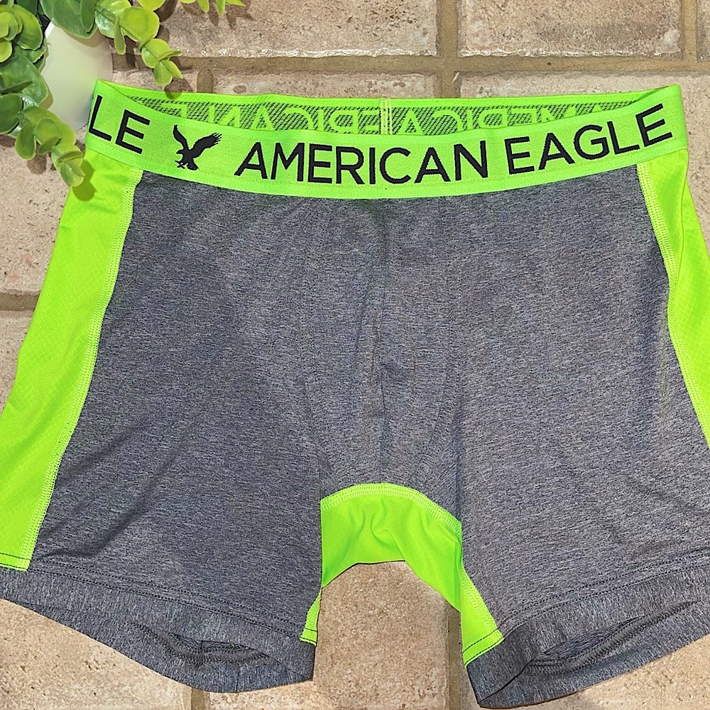 Men’s Neon American Eagle (AEO) Athletic Boxer Briefs - M
